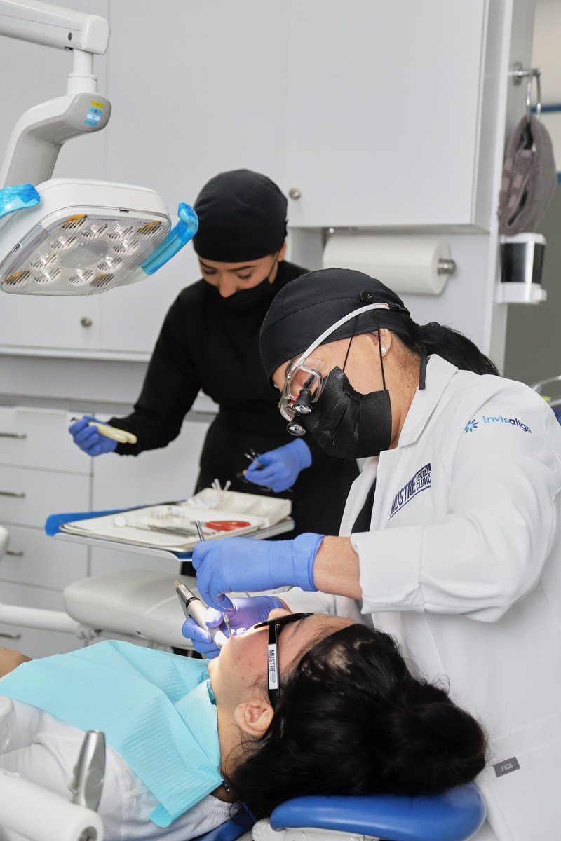 Mustre Dental Clinic team at work
